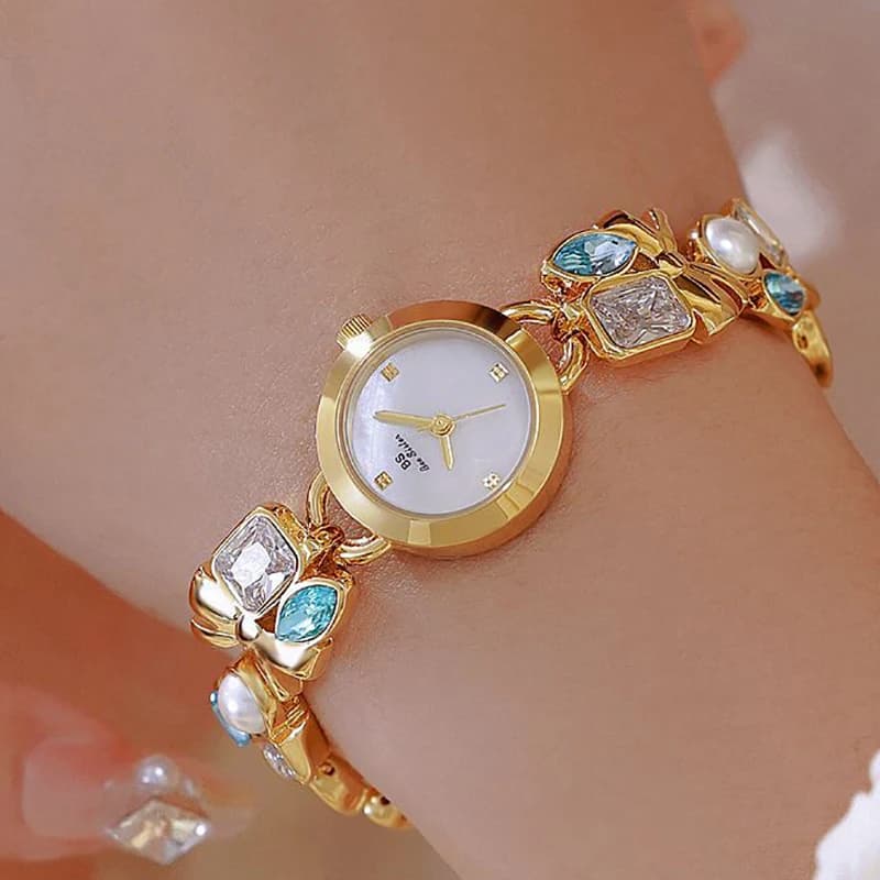 Women's Wrist Watch Luxury Women's Wristwatches from the best brands Stras Design Unique Elegant Strap Women's Gold Watch
