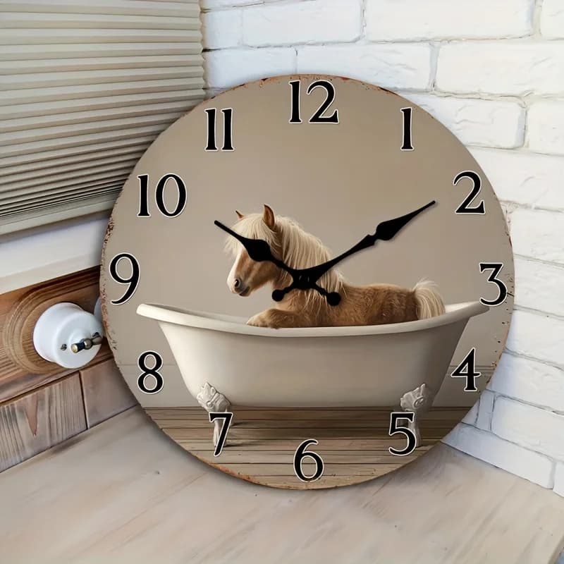 1 orologio da parete silenzioso che non ticchetta, con un design decorativo rotondo raffigurante un cavallo che si rilassa nella vasca da bagno, adatto per