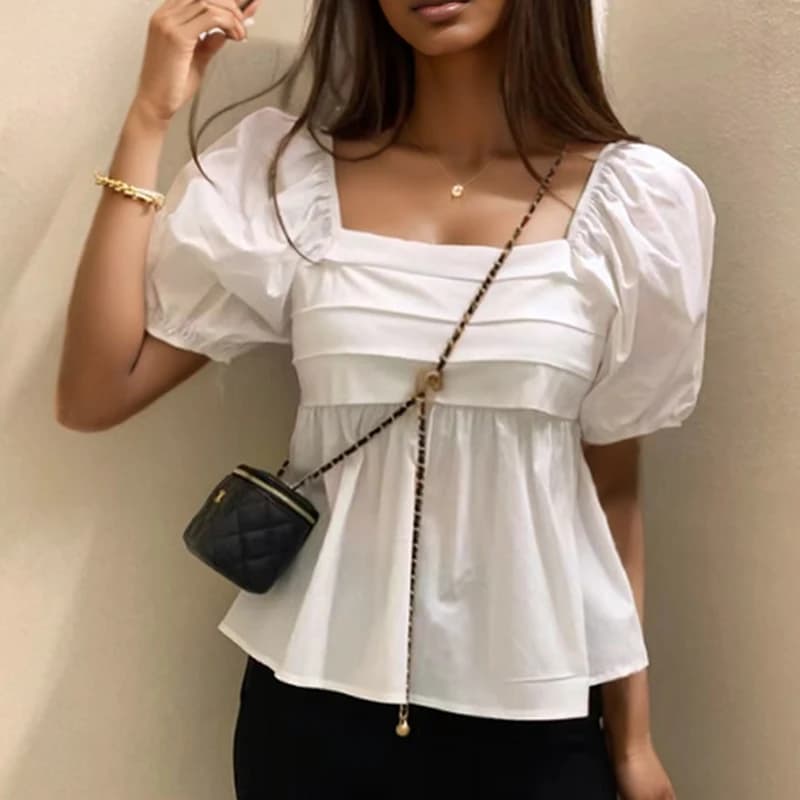 Camicetta bianca estiva elegante con scollo quadrato Moda donna Nuova camicia semplice a maniche corte a sbuffo Top corti pieghettati casual da donna