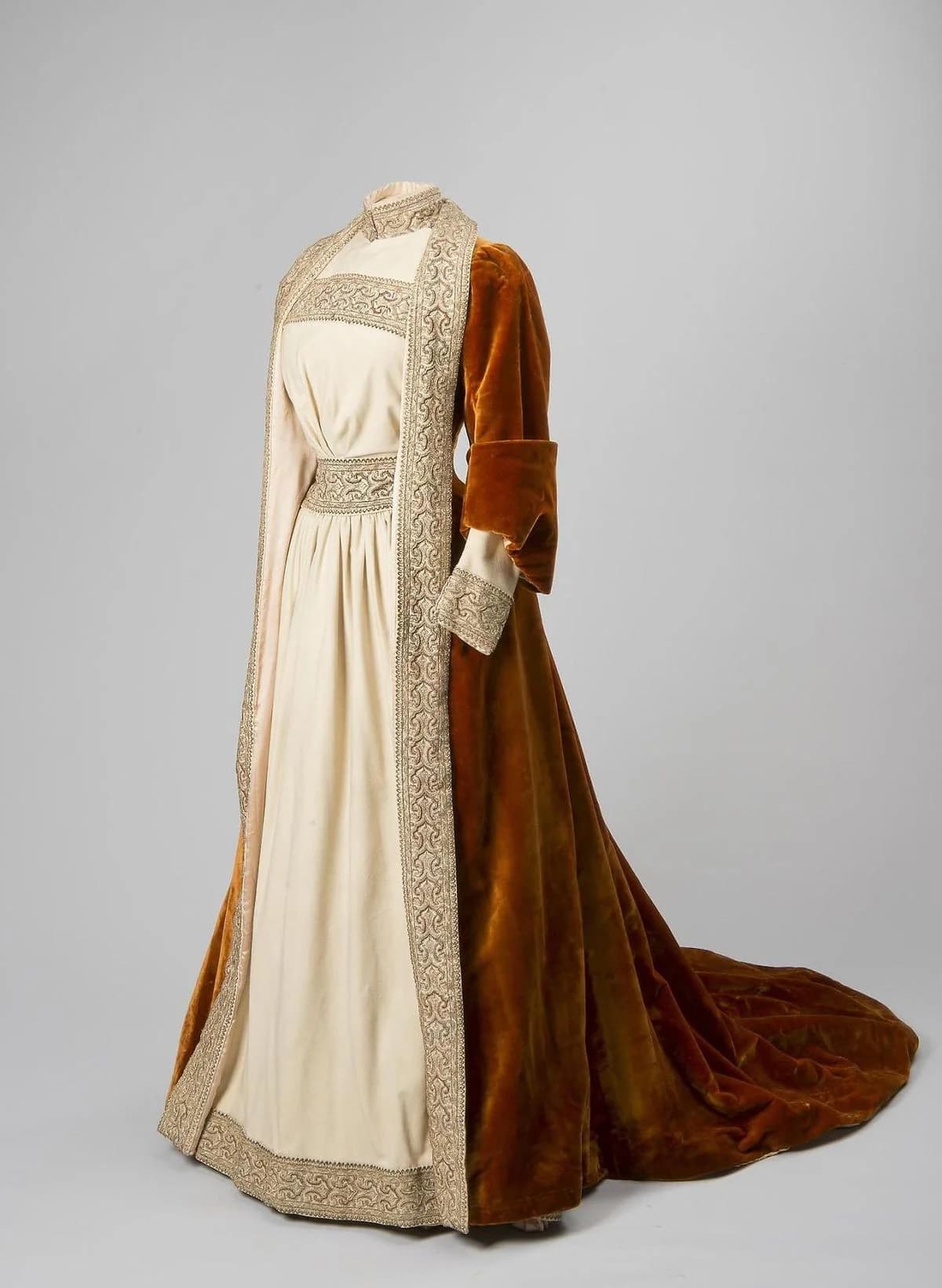 1890s Tea Gown Costume Victorian Fancy Robe Dress Velvet Dress Historical Theater Gown For Women