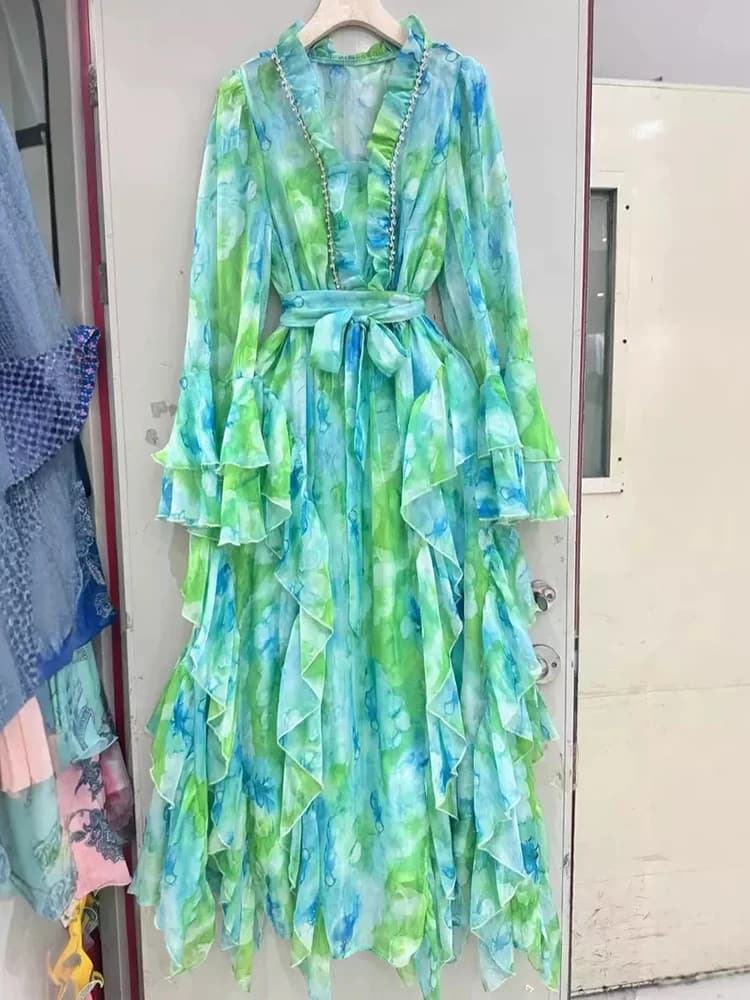 Primavera/estate 2025 nuovo abito a maniche lunghe con scollo a V con stampa a fionda elegante vita in pizzo strato di orecchio in legno sul strato increspato lungo sk