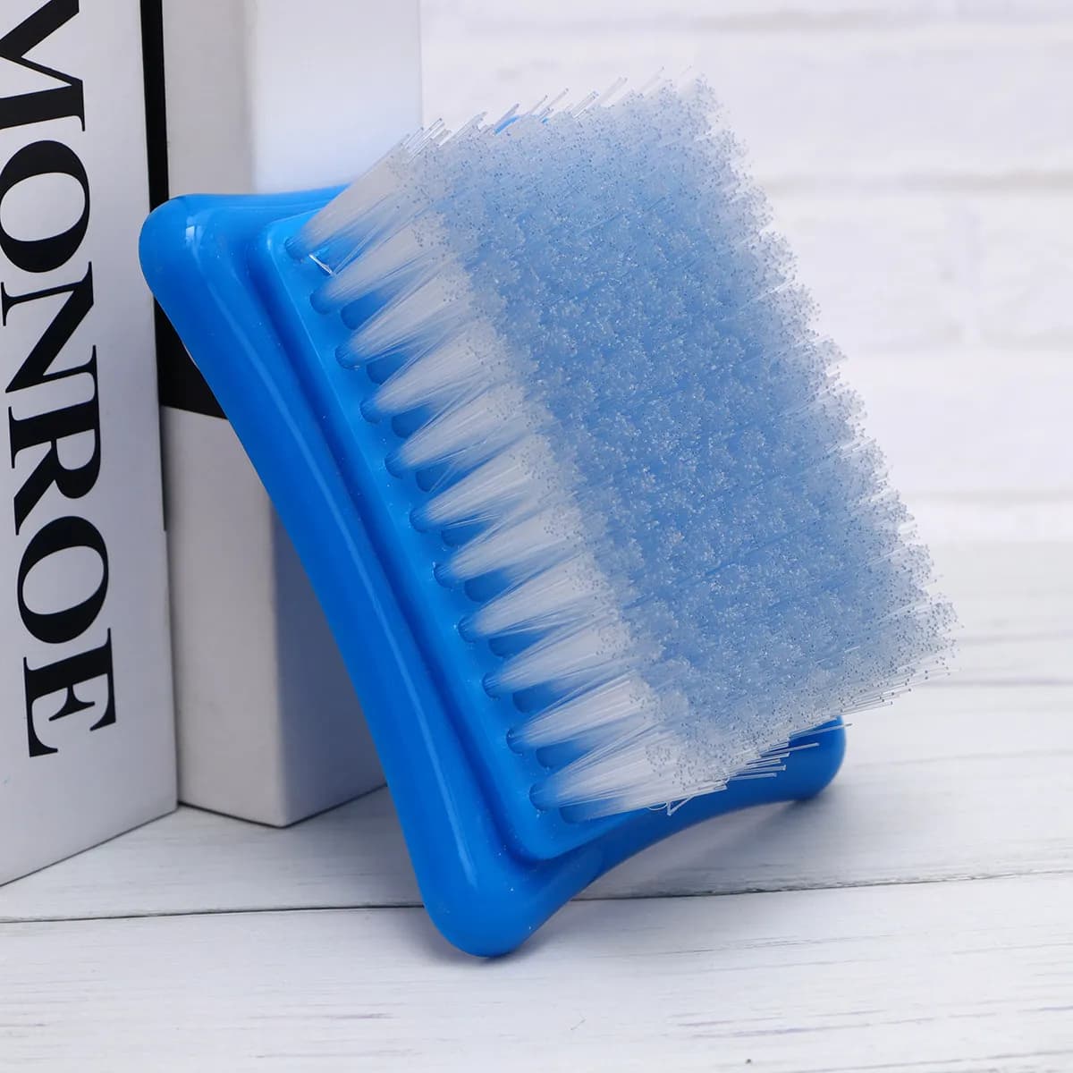 1 Pezzo Spazzola Professionale in Feltro di Lana con Setole Morbide ma Resistenti, Manico Ergonomico in Plastica, Ideale per Lucidare Scarpe e Stivali