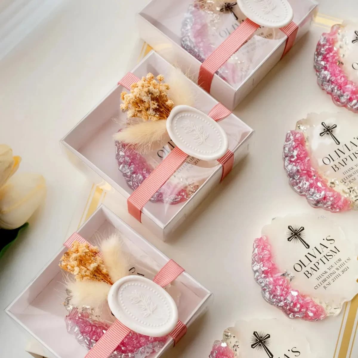 Bomboniera con magnete per battesimo per ragazzo o ragazza, regalo di battesimo personalizzato, ricordo in resina epossidica personalizzato, confirmat della prima comunione