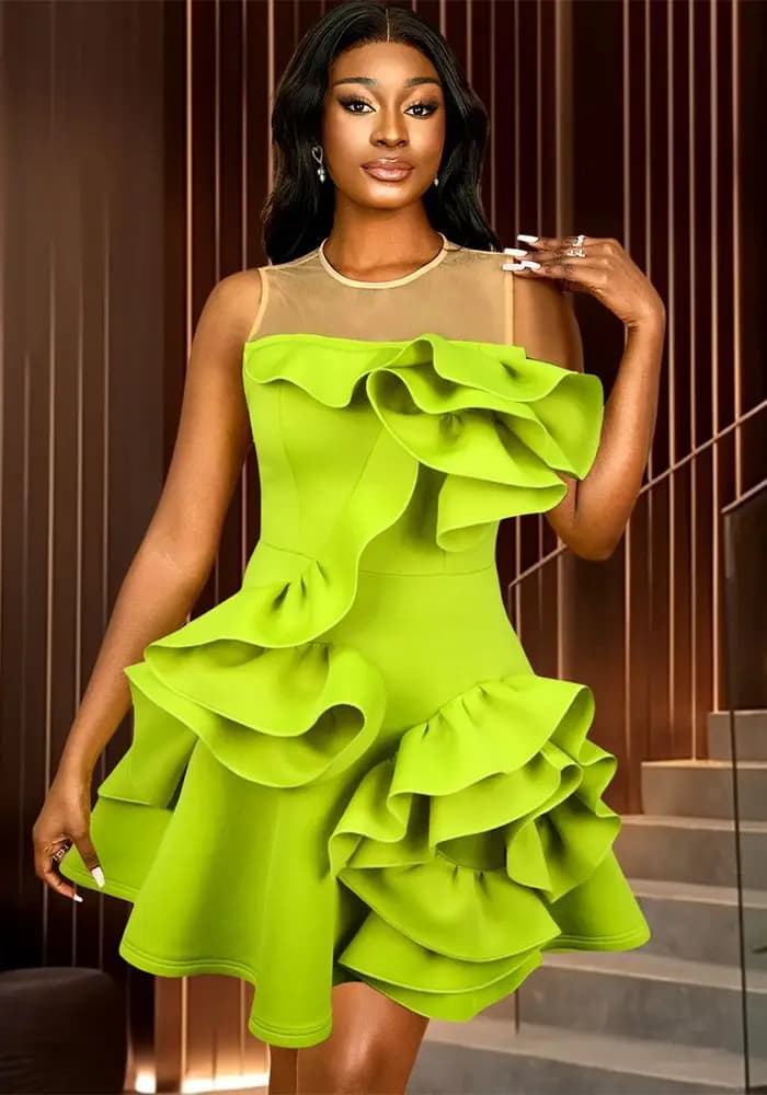 Grass Green Sheer Neck Ruffles Short Party Dresses Zipper Back Jewel Sleeveless Cocktail Dress Street Photography Gown