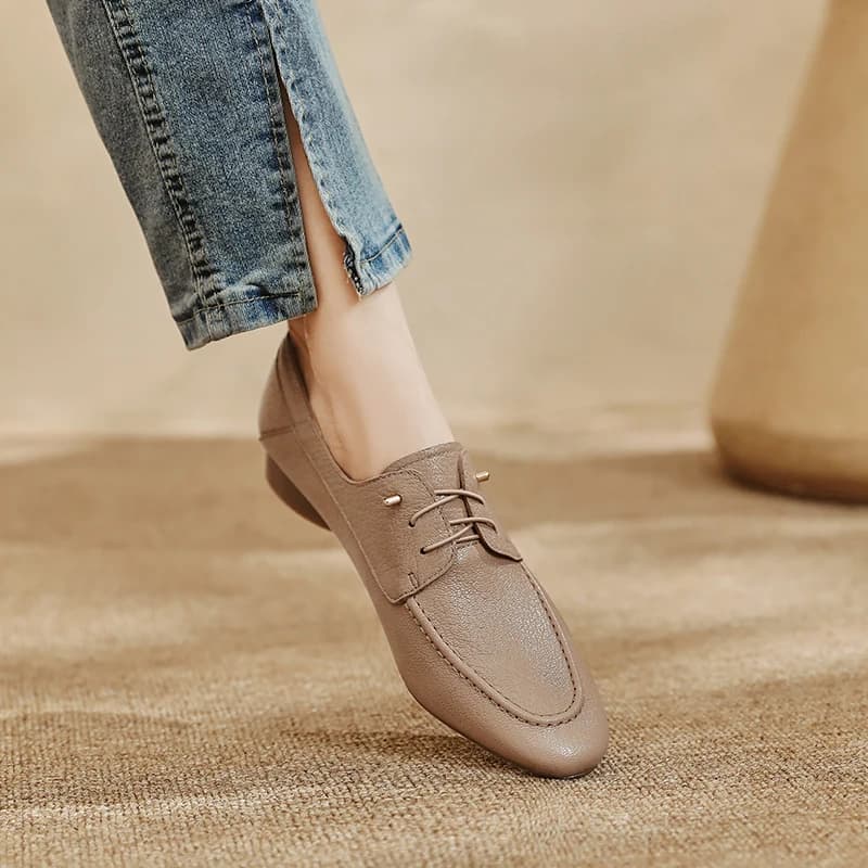 Mocassini casual da donna Scarpe in vera pelle 2025 Primavera Slip-On Scarpe con tacco basso Vintage Office Daily Taglia 34-40 Scarpe da donna