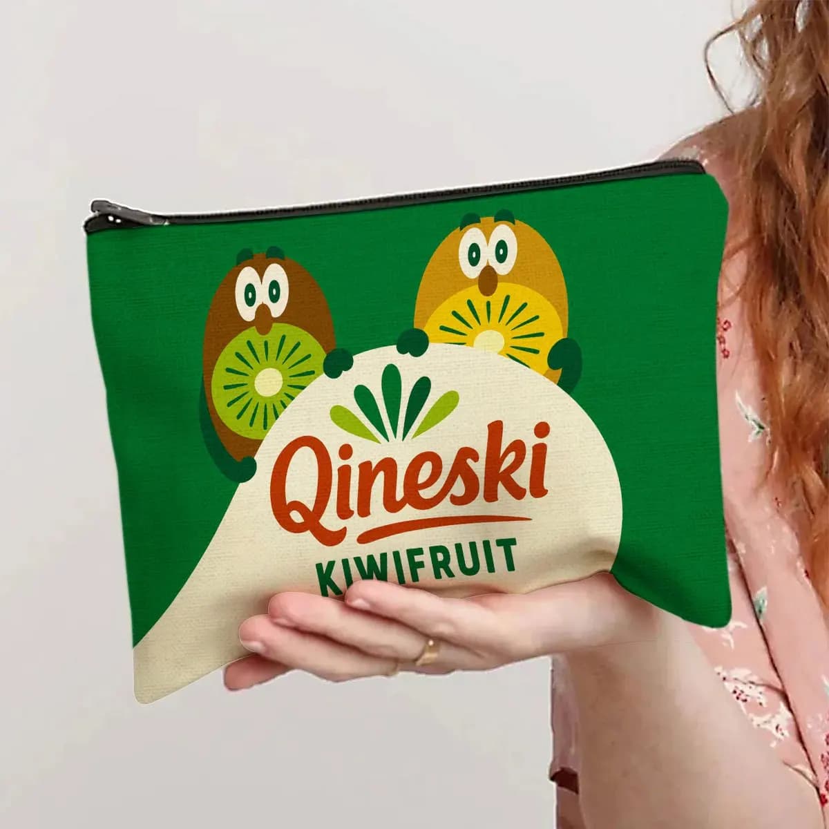 A funny Kiwi makeup bag: nice multifunctional case with zipper for woman, bag to store jewelry