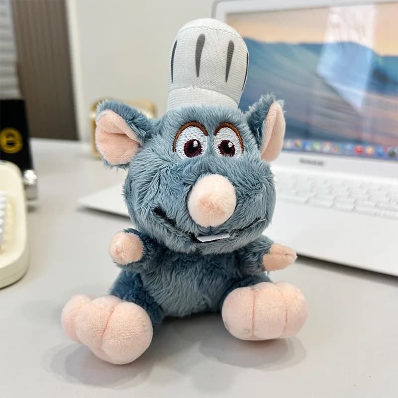 Portachiavi con pupazzo di peluche di Remy di Ratatouille, simpatico personaggio dei cartoni animati, statuetta in posa statica, ornamento da appendere al zaino, regalo di San Valentino e Natale