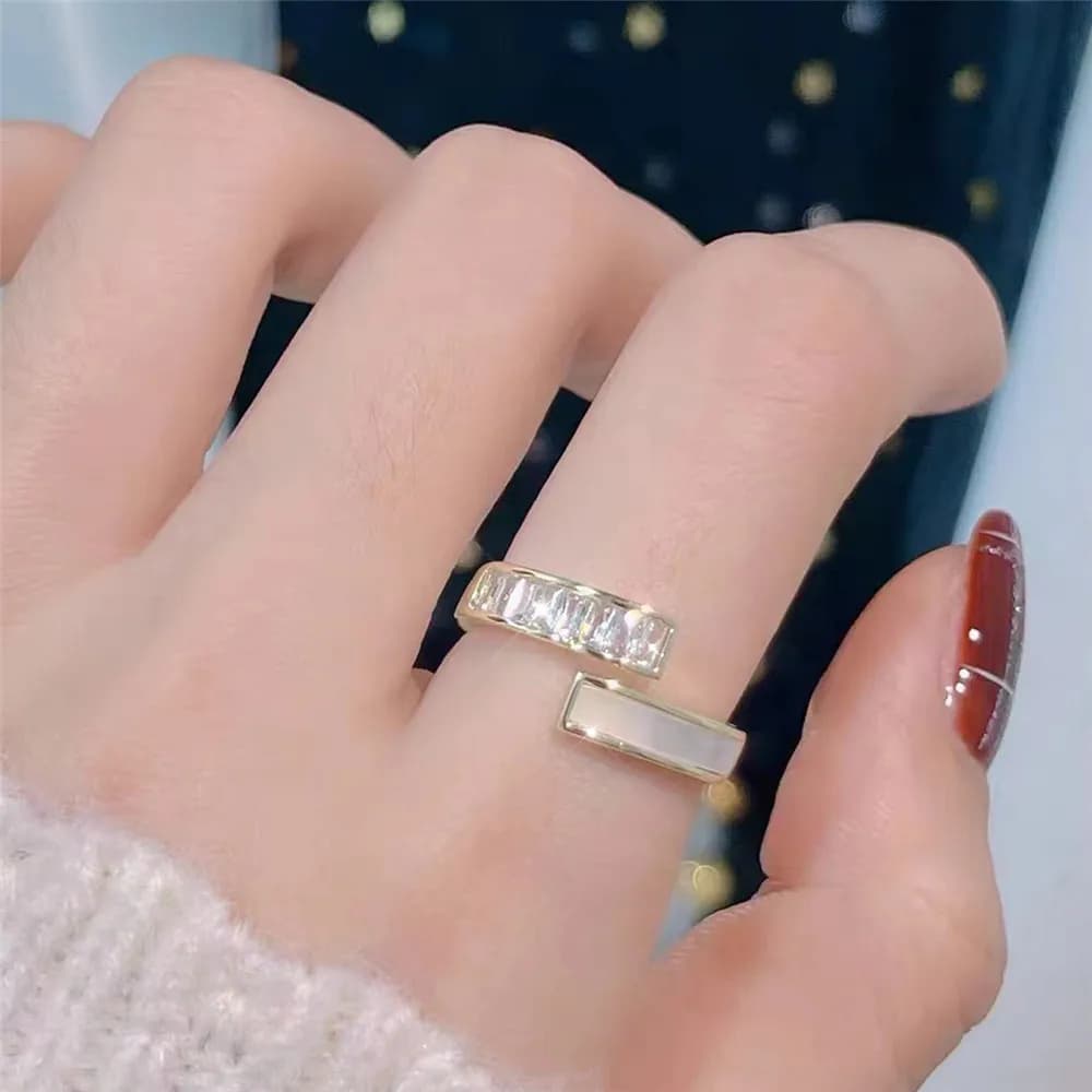 South Korea Tempering Stylish Ring From Die Light Niche Design Luxury Gentle Wind Sense Restoring Ring of Ancient Ways