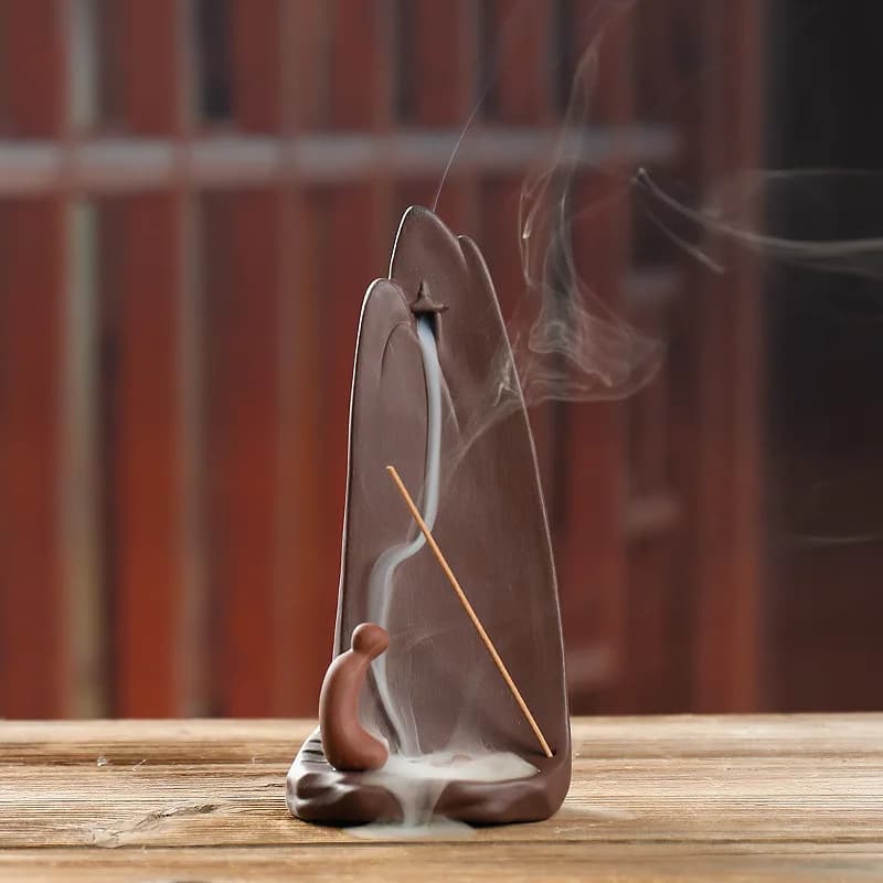 Bruciatore di incenso a riflusso in ceramica con paesaggio, stufa aromatica Zen per interni, ornamento per incenso in bastoncini di sandalo e legno di agar