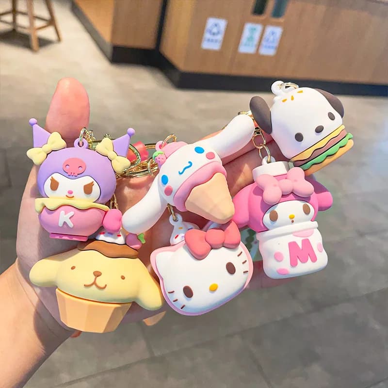 Anime Sanrio Hello Kitty Kuromi Portachiavi Cinnamoroll Pochacco Portachiavi Simpatico modello di bambola Zaino per auto Portachiavi Regali di compleanno