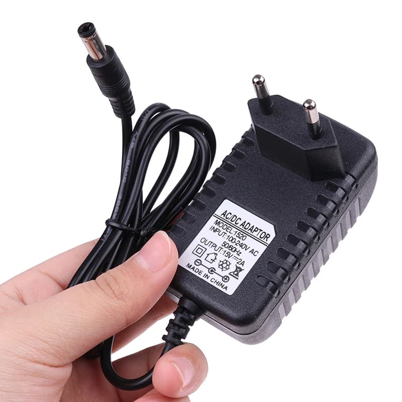 Adattatore convertitore 15V2A AC 100V-240V DC 15V 2A 2000mA Alimentatore Spina UE USA 5,5 mm x 2,1-2,5 mm