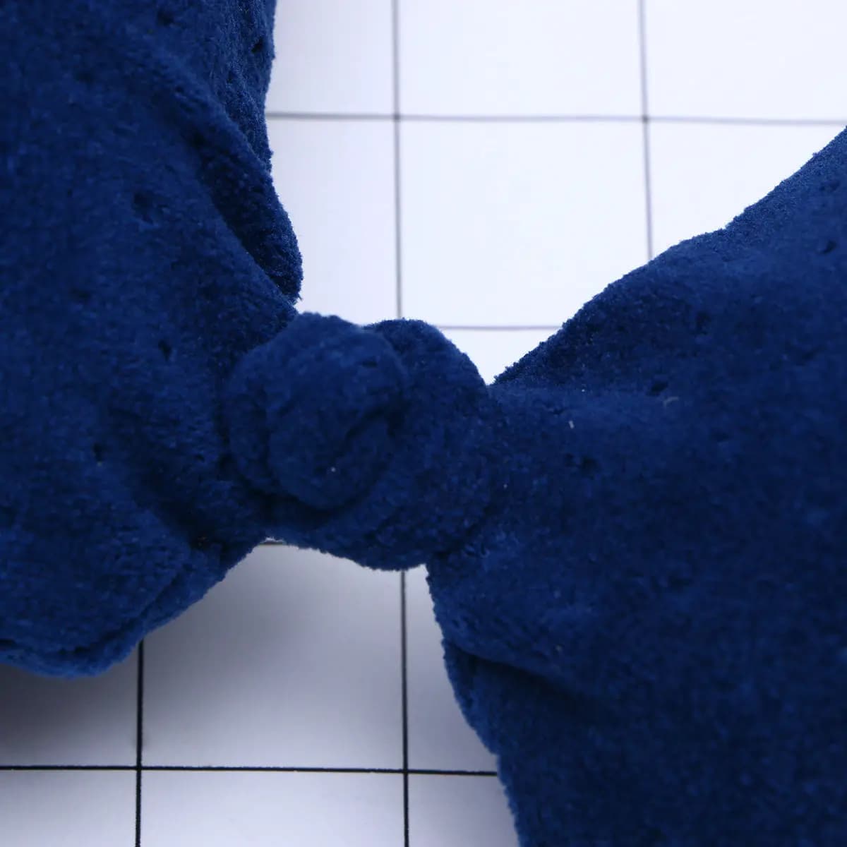 Cuscino per il Collo a Forma di U Alimentato via USB in Memory Foam per Supporto Cervicale, Viaggi, Pendolarismo, Campeggio, Uso al Computer, Blu Navy