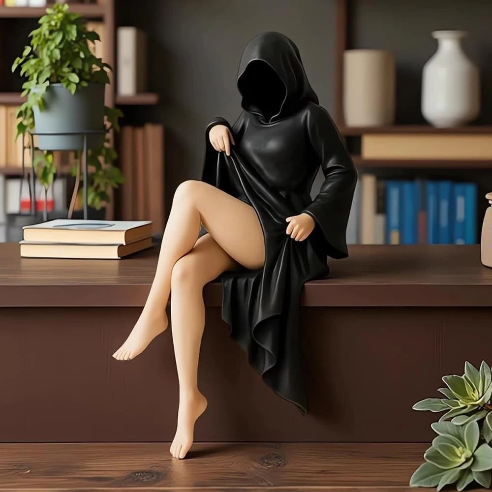 10 cm Black Dress Woman Statue Mysterious Shelf Decor Statue resin Gothic Room Elegant Queen Seated Figure Spectral Sculpture