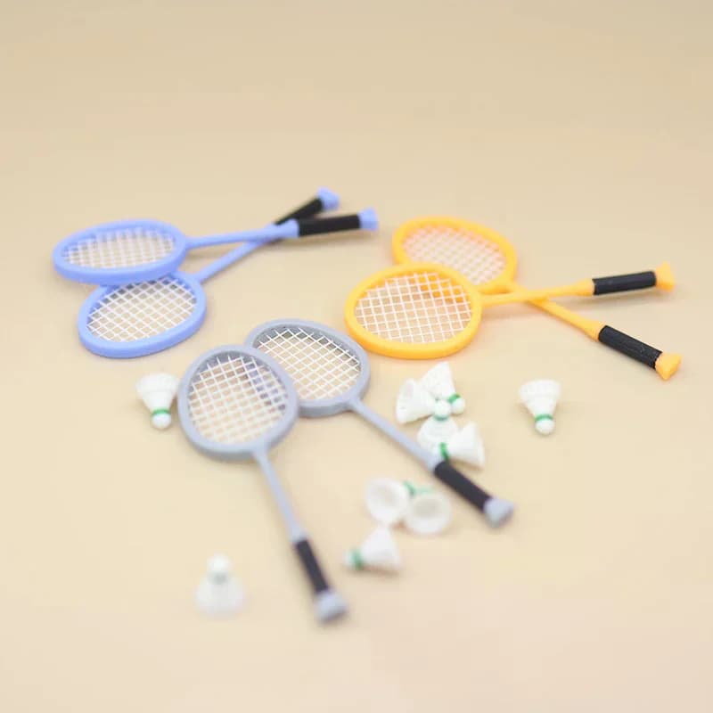 1/12 Simulazione di casa delle bambole Mini racchetta da badminton Set Casa delle bambole Scena sportiva Decorazione Casa delle bambole Giochi di imitazione Giocattoli