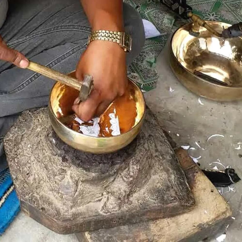 Nepal Tibetan Singing Bowl Set Multi-size Soft Cushion Meditation Chanting Bowl Release Stress Healing Metal Sound Bowl