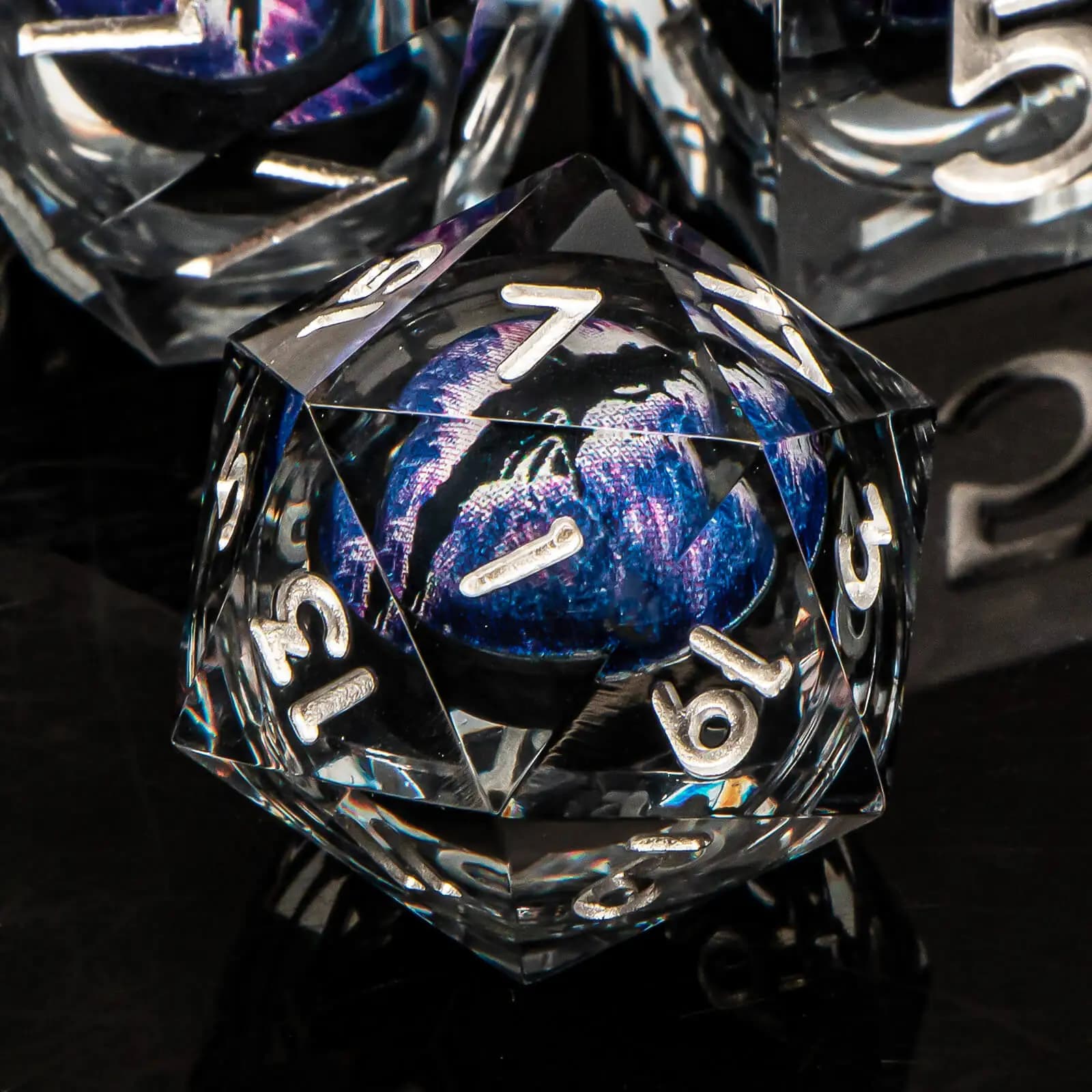 Set di dadi Dragon Eye D&D DND, 7 pezzi Dungeon con nucleo liquido in resina con bordo affilato e dadi Dragon, dadi per giochi di ruolo D20 D12 D10 D8 D6 D4