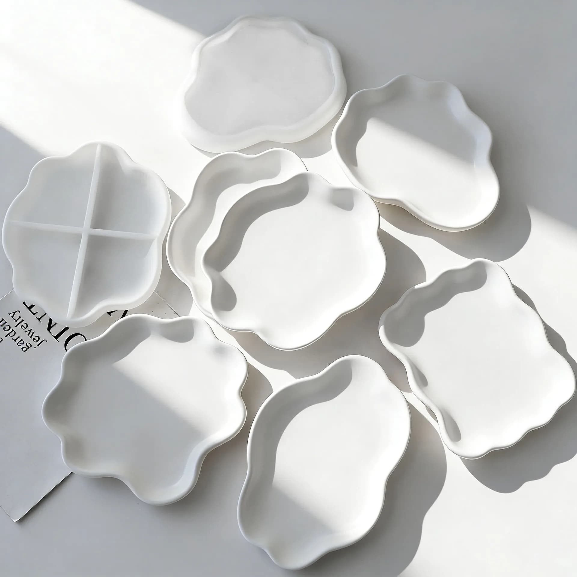 Stampo in silicone per sottobicchiere in gesso a onde geometriche fai-da-te Stampo per vassoio di stoccaggio irregolare fatto a mano in resina epossidica a forma di gesso