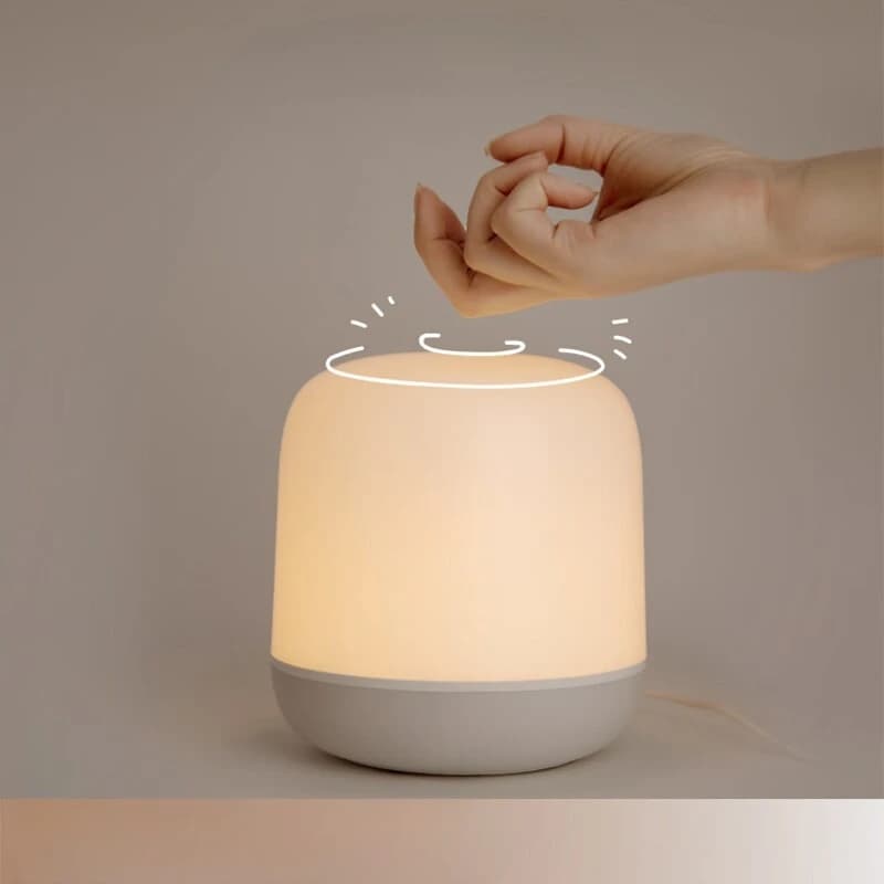Lampada da scrivania con controllo intelligente, lampada da comodino per camera da letto, elfo creativo moderno e minimalista, atmosfera del dormitorio