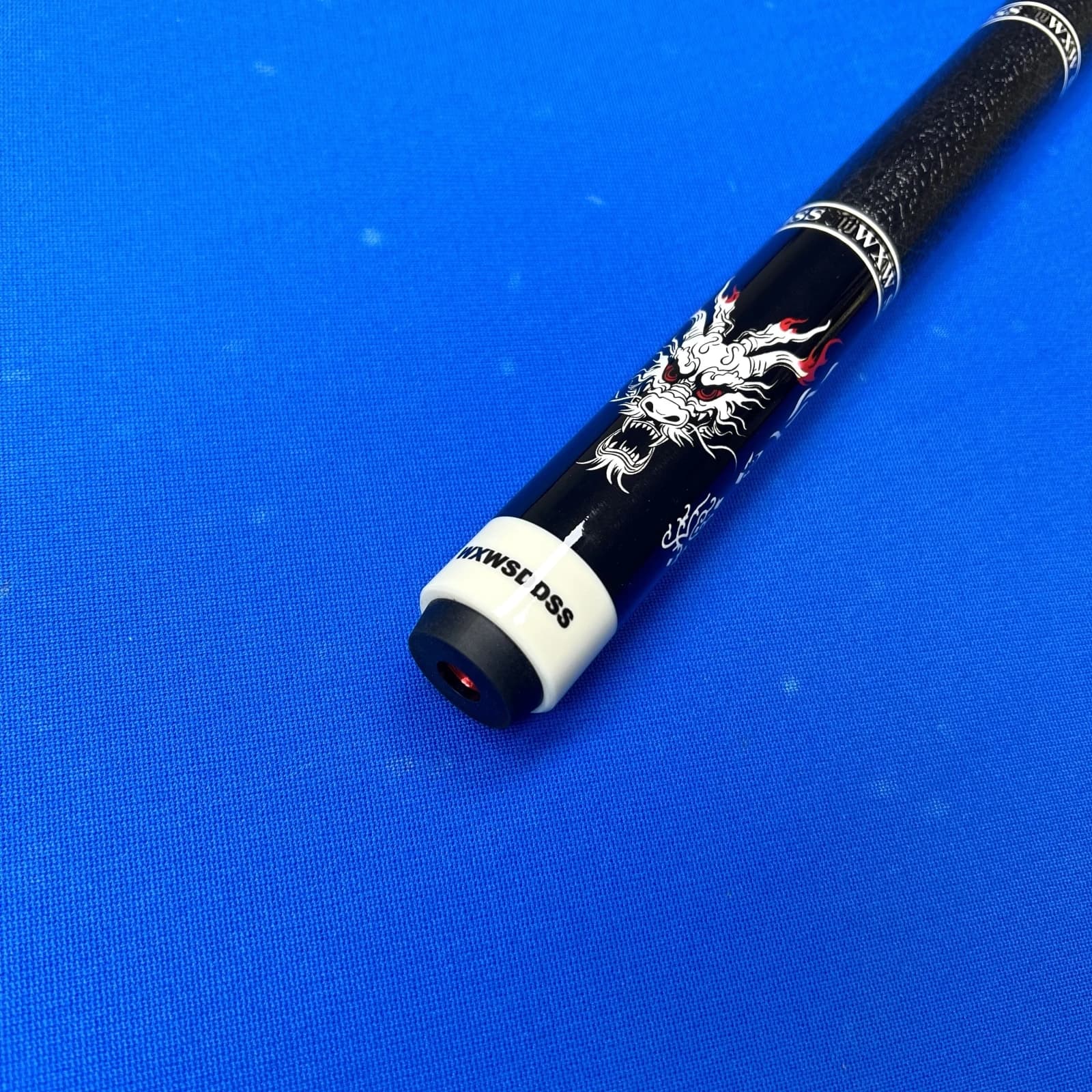 Stecca da Biliardo in Fibra di Vetro da 12,5 mm — Design Drago, Stecca da Nine Ball con Giunto in Acciaio Inox 3/8x10, Punta Multistrato e Impugnatura Filettata per Estensione