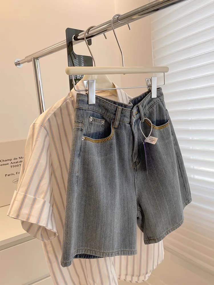 Summer women's jeans shorts Retro blue shorts embroidered with high waist Jeans to the knee female fashionable American