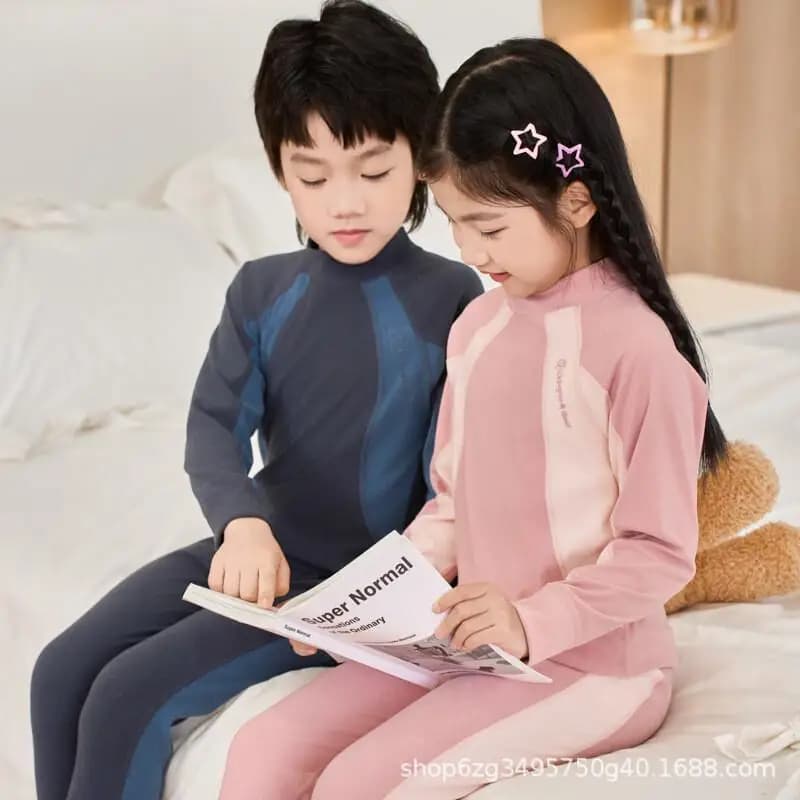 Vestiti per la casa Pantaloncini autunnali Kawaii Cappotto casual Set Moda 2 pezzi Abbigliamento per bambini Sottopelo imbottito Infantile Puffer Kpop Girls