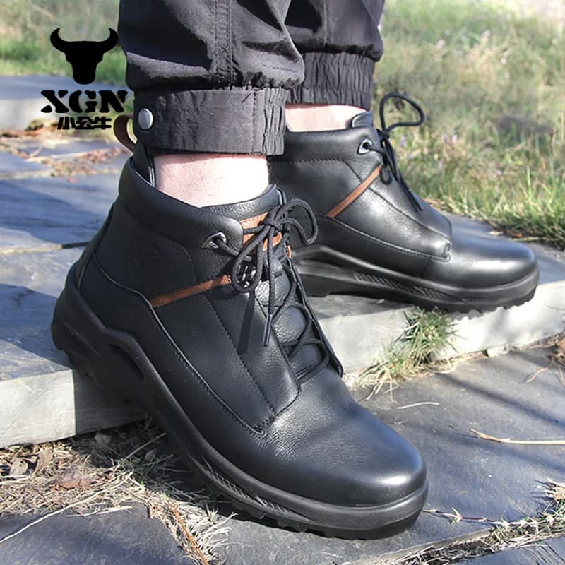 XGN Scarpe da trekking in pelle bovina Stivali da caccia impermeabili da uomo trekking Scarpe da ginnastica da passeggio antiscivolo Stivali da viaggio tattici da combattimento nel deserto