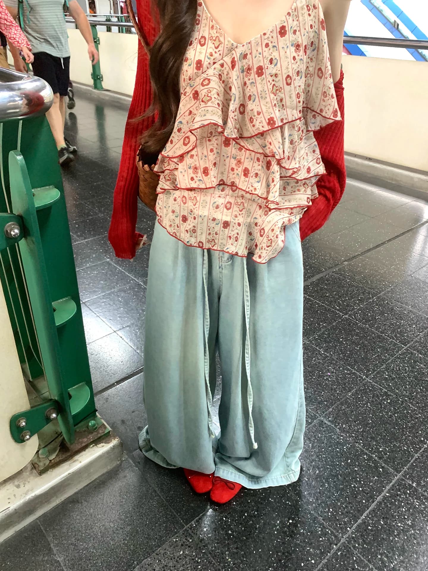 XXIIUU Jeans a Gamba Larga Modellanti da Donna, Nuovo Stile Estivo, Pantaloni Lunghi Comodi e Morbidi a Vita Alta in Denim Flessibile con Miscela di Cotone