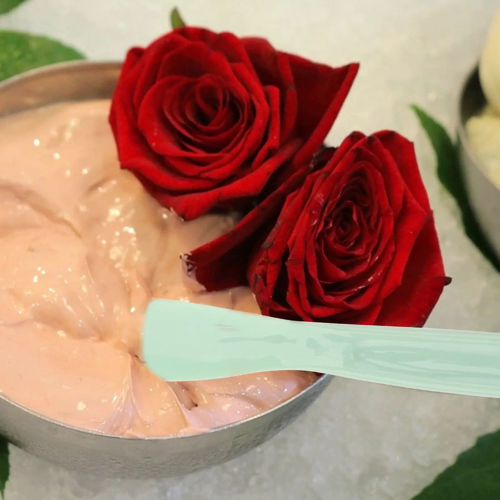 Set of 1 Spatula for Plastic Make-up, Satin Mask Cover, Comfortable Grip for Mixing and Preserving Creams and Lotions ♪