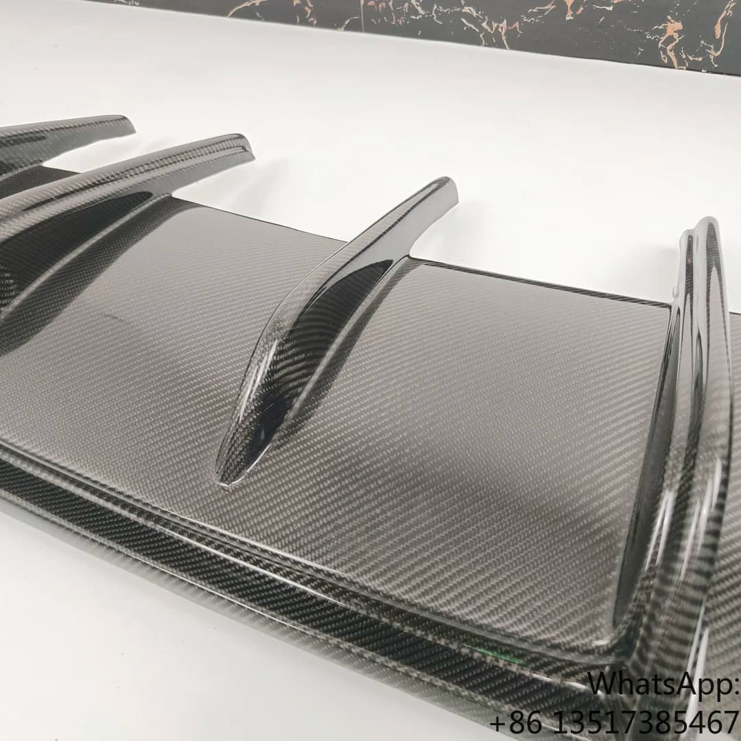 Diffusore posteriore in fibra di carbonio R-style W212 E63 AMG per Mercedes-Benz Classe E 2013-2016