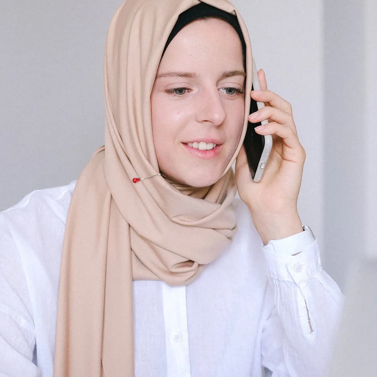 24 Pezzi Eleganti Fermagli a U con Perle per Sciarpa, Spilla per Hijab, Accessorio per Fissare il Copricapo per Donne Musulmane, Matrimoni, Feste e Ufficio