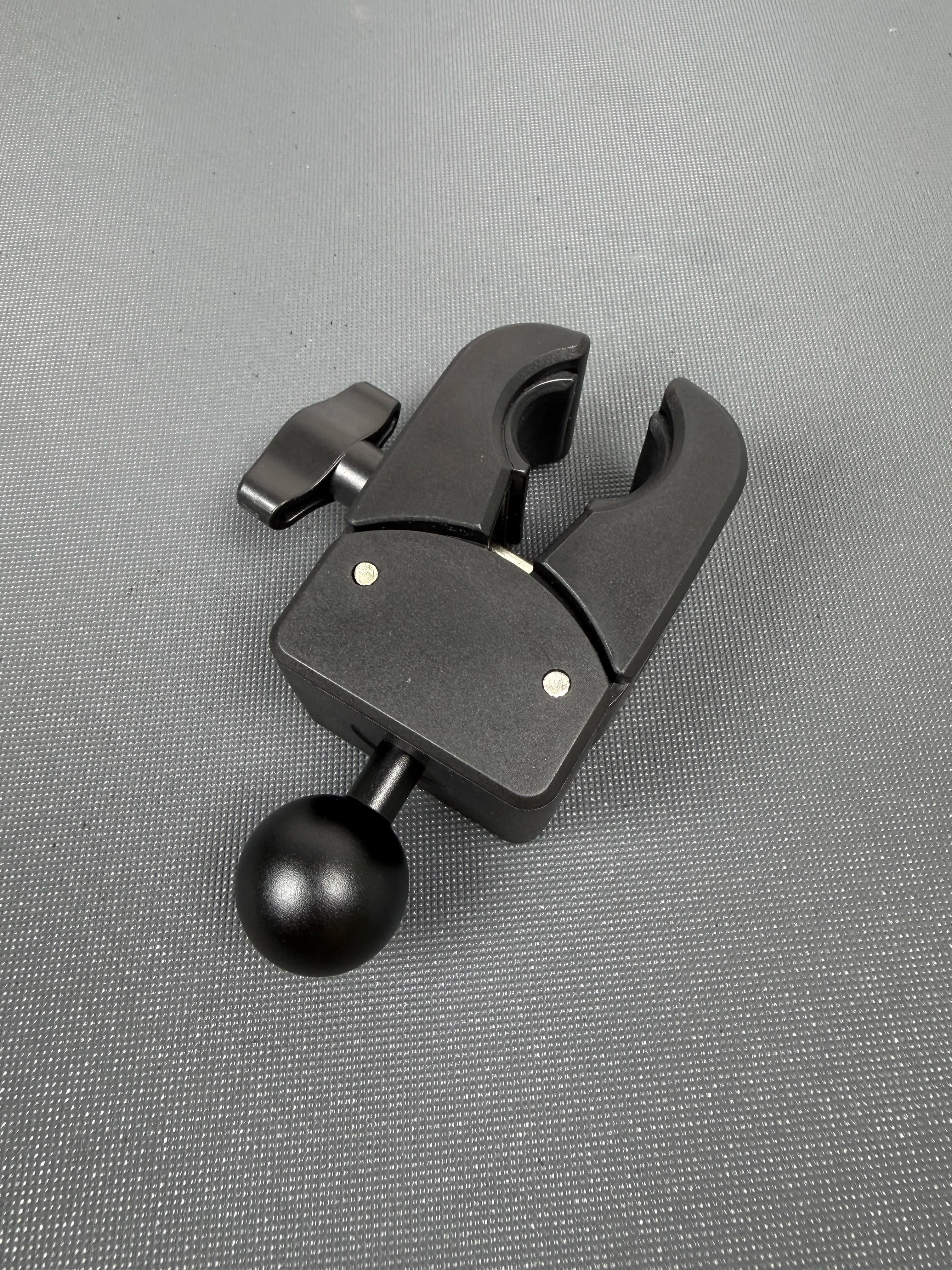 Universal 25mm Thick Clamp Ball Head Phone Stand Tripod Stand Accessories Circular Pipe Fixed Bracket