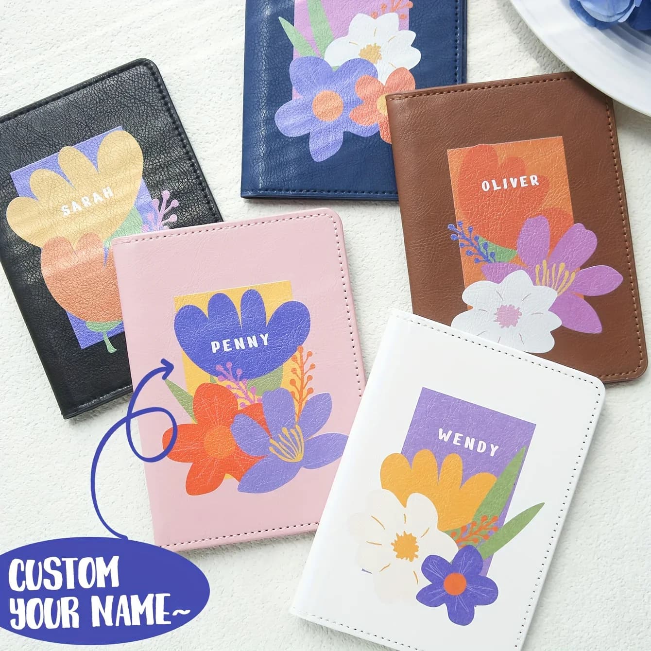 1 Pezzo Porta Passaporto Personalizzato con Nome e Stampe Floreali, Custodia per Passaporto in Pelle Vegana con Texture Floreale