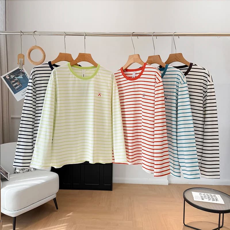 Outdoor Fitness UV Protection Quick Dry Breathable Men's Women's Lightweight Moisture Wicking Stripe T-Shirt Spring Season
