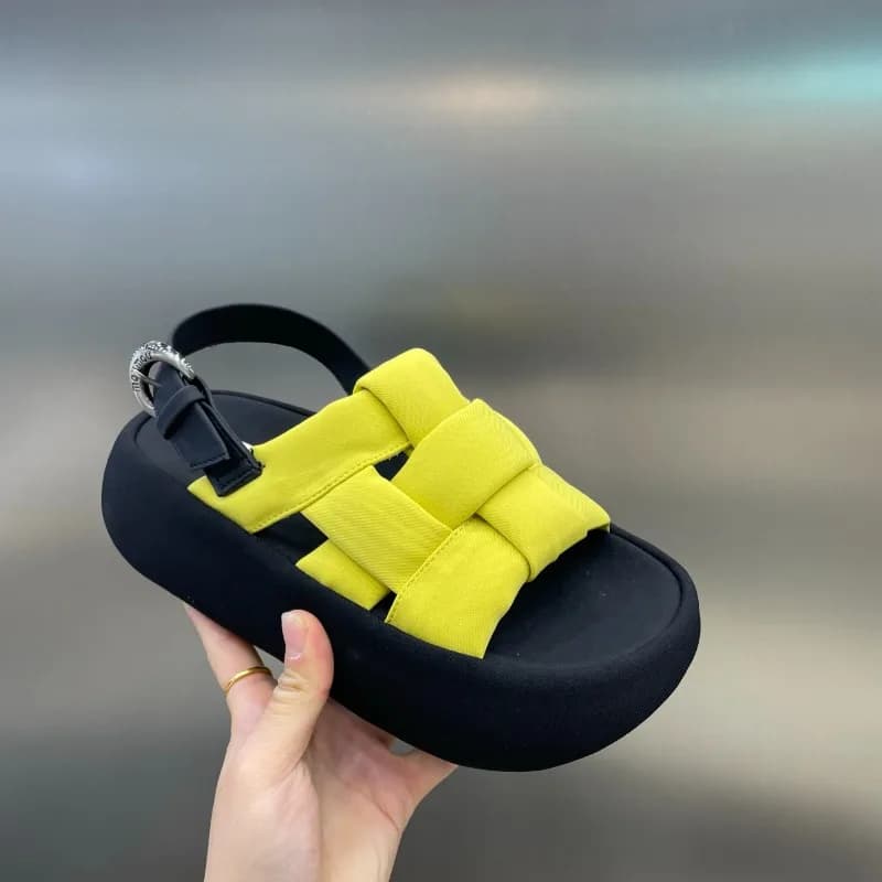Sandali e pantofole romani con plateau Estate nuove scarpe da spiaggia sportive antiscivolo con punta tonda e punta aperta