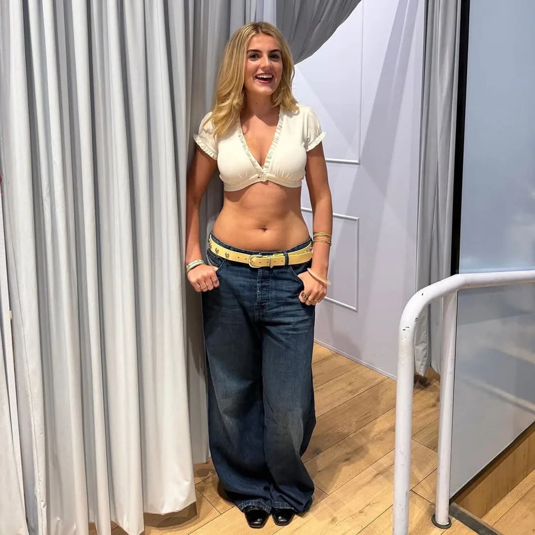 Top Corto Estivo da Donna con Scollo a V e Volant, Stile Y2K, Casual, Patchwork, Sexy, Tinta Unita, per Vacanze e Spiaggia