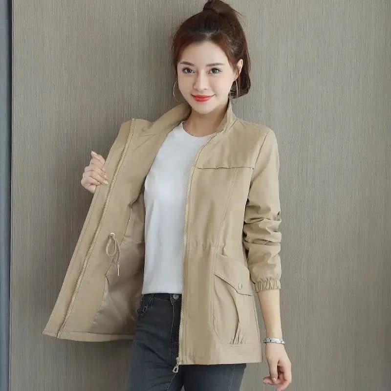 Cappotto dimagrante in stile coreano per donne di statura bassa, capospalla alla moda per la primavera e l'autunno, giacca da mamma elegante e giovanile