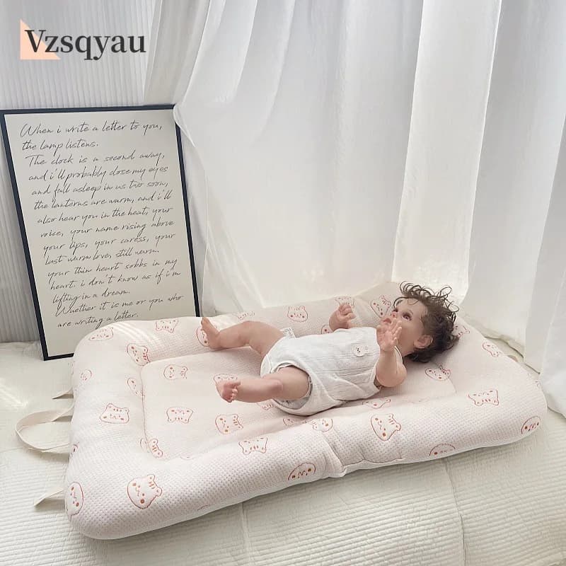 Biancheria da letto per neonati Paraurti per culla Orso ricamato Lenzuolo filtrato portatile Copri culla Nuovo materasso coreano in cotone per neonato per letto