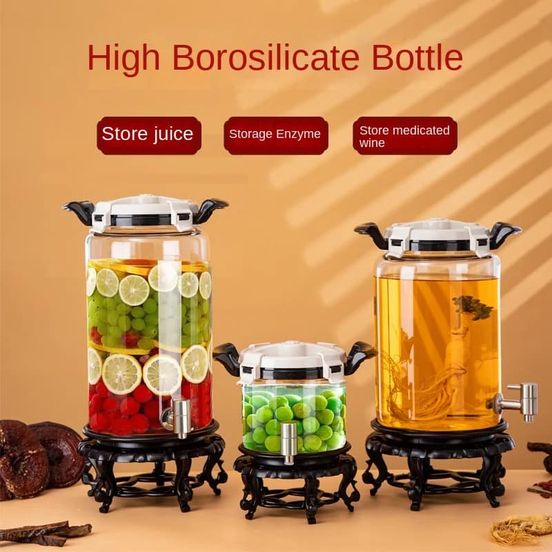 Bottiglia addensata per botte di vino in vetro borosilicato ad alto contenuto di borosilicato con beccuccio per conservare il succo, articolo decorativo unico per la casa
