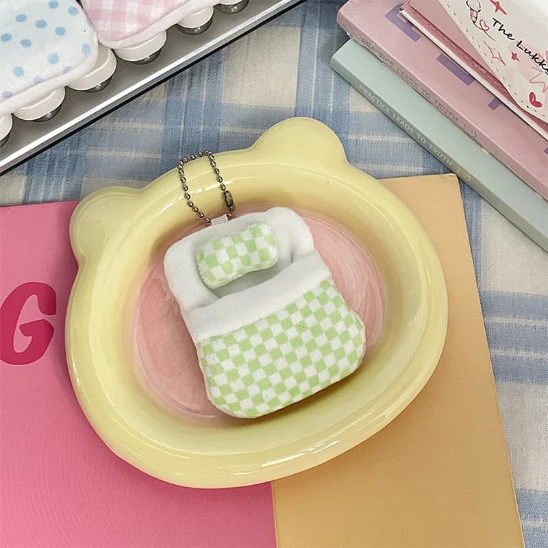 Toy keyring for sleeping bag for doll, soft and cute piece doll pendant, car keychain, backpack, bag decoration, baby gift