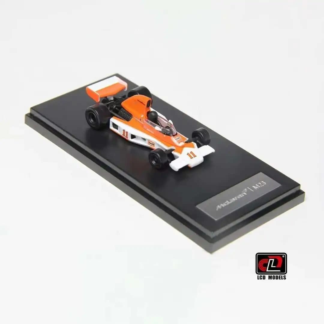 Disponibile Modellino Auto F1 M23 Arancione 1:64 LCD 11, Collezione Diorama Diecast, Giocattoli in Miniatura