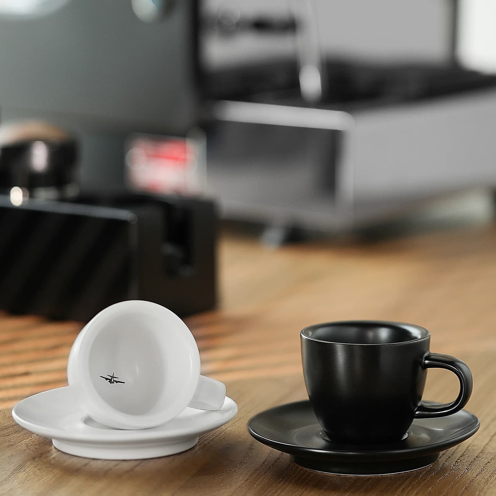 MHW-3BOMBER Tazza da caffè espresso Tazza da caffè e piattino in ceramica da 80 ml Barista domestico professionale Latte Art Mug Accessorio da cucina squisito