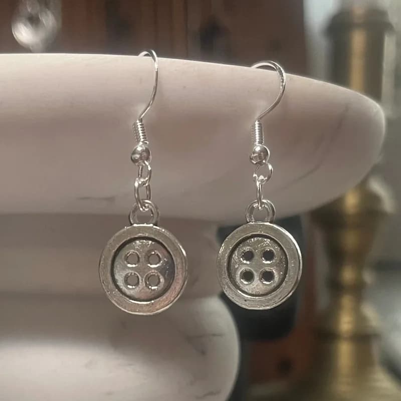Pendant earrings plated with fishing hook with silvery circle button y2k handmade