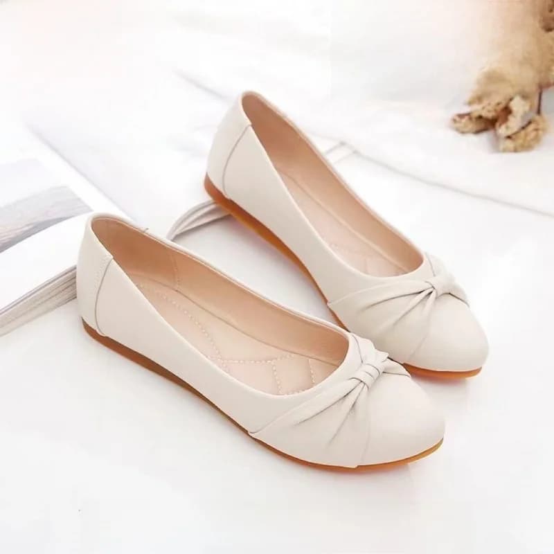 Nuove Scarpe da Donna 2025 in Morbida Pelle con Suola Piatta, Comode Mocassini per Mamme, Suola in Gomma Ultra Confortevole, Loafers alla Moda