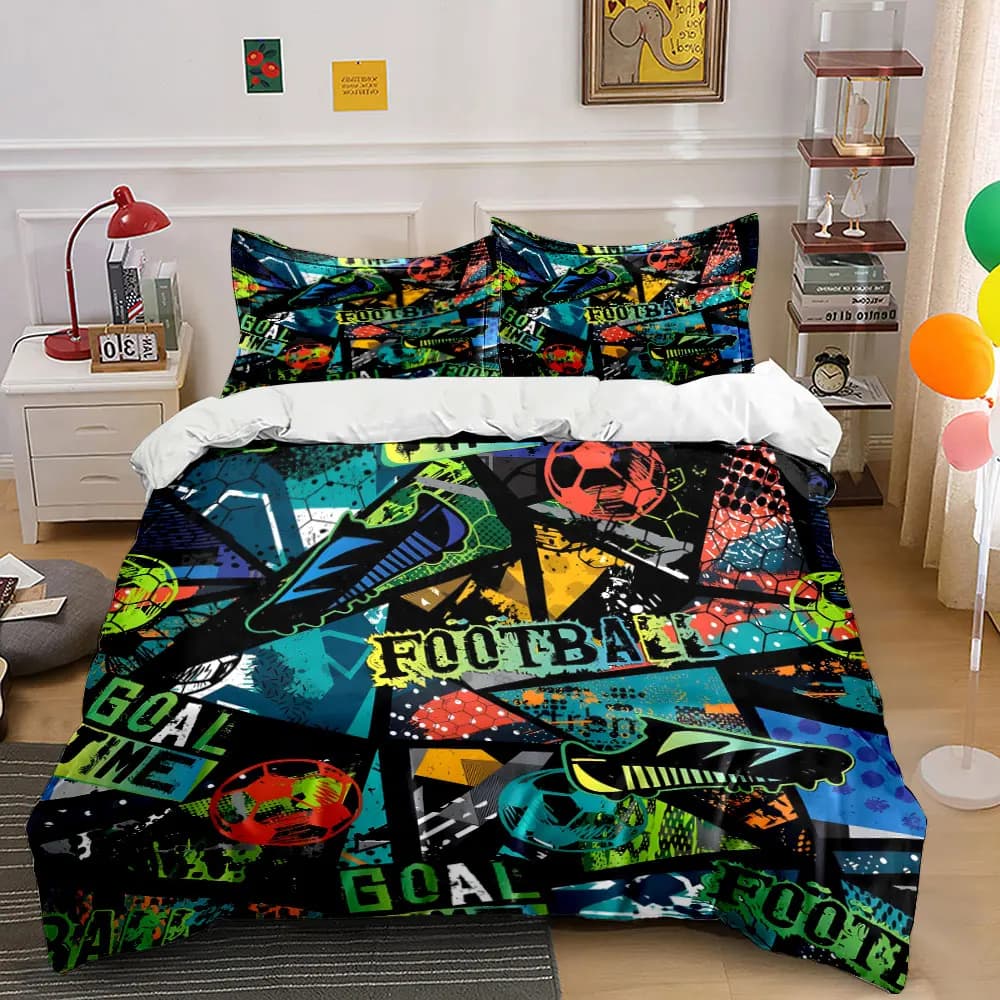 Design colorato a tema calcistico. Set di Biancheria da Letto Stampata: 1 Copripiumino e 2 Federe per Adulti e Bambini, Regalo di Lusso, Misura Completa