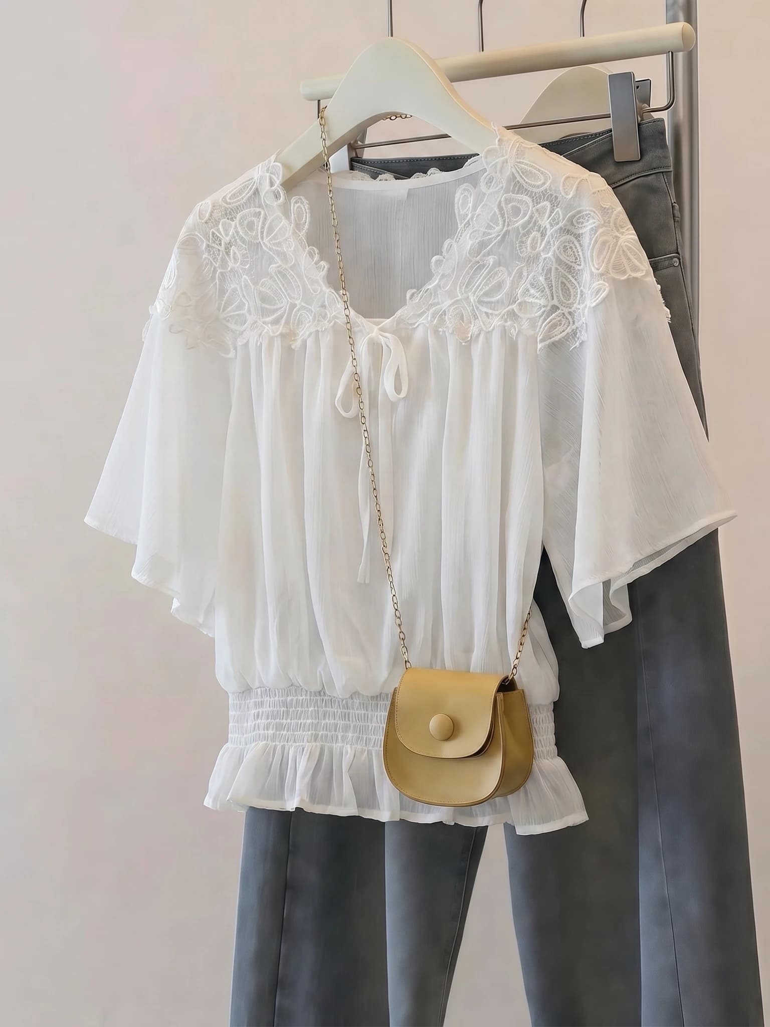 Lace Hook Flower V-neck Shoulder-bearing Summer New Style plus Size Women's Shirts Beautiful Small Tops Waist-cinching Blouse