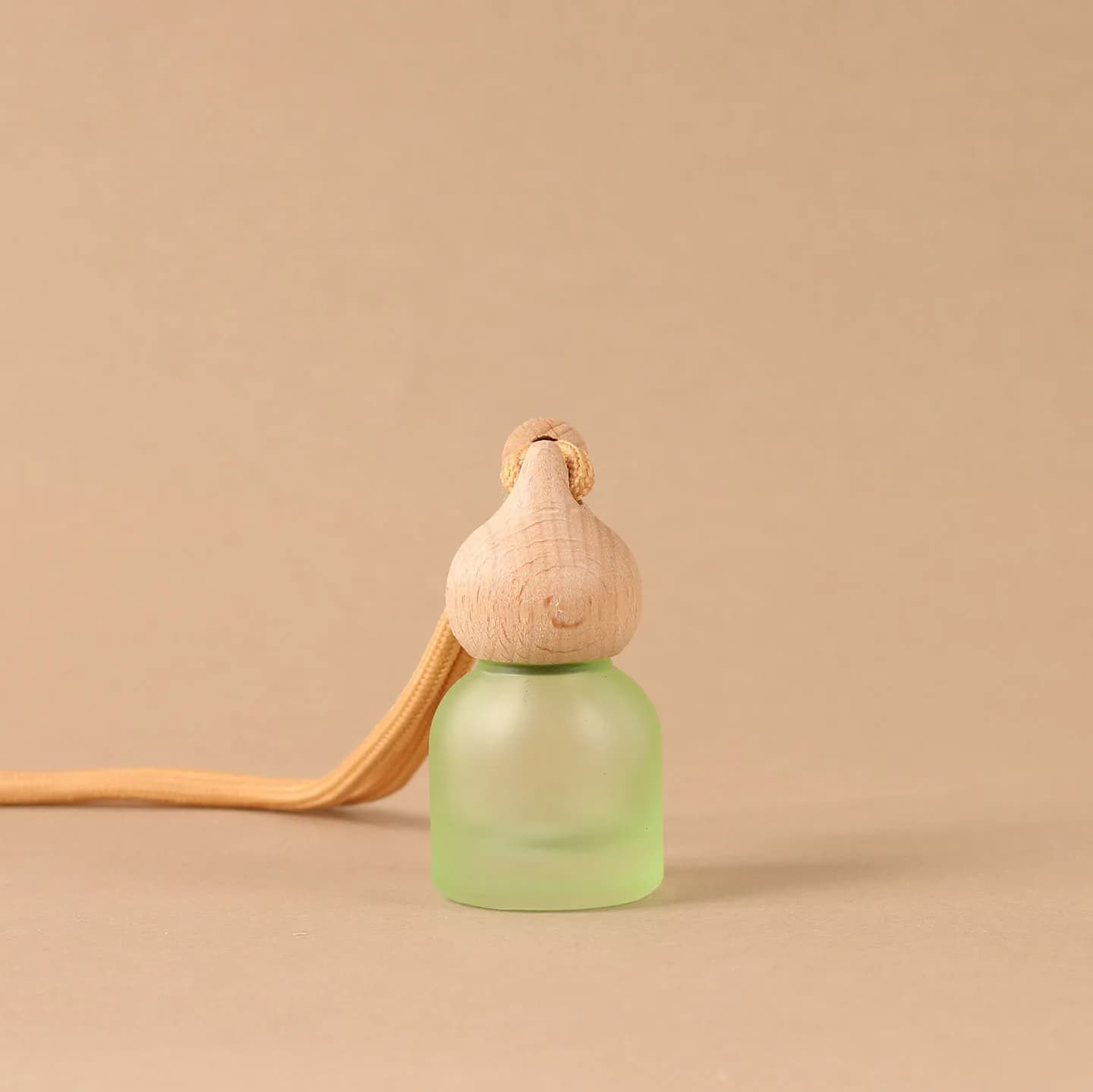 10ML Empty Car Air Freshener Pendant Frosted Glass Perfume Bottle With Wood Caps Hanging Lanyard Essential Oil Diffuser Bottle