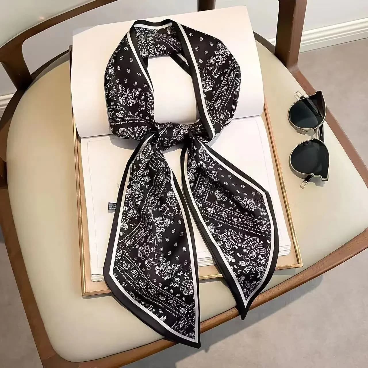 Design Stampa Sciarpa magra Plaid Cavallo Sciarpe per capelli Sciarpe di seta strette da donna Nastri per borse Asciugamano da polso di marca di lusso Foulard