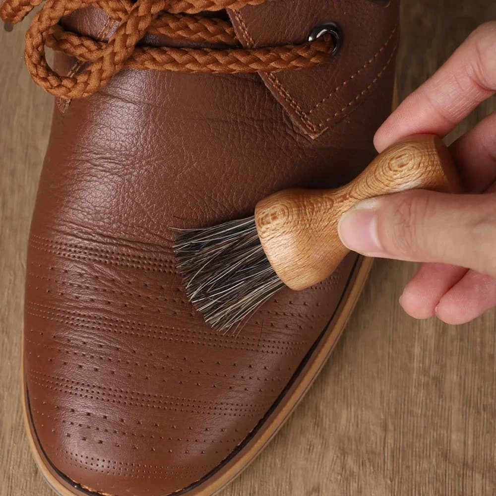 1Pc Mini Beech Wood Shoe Brush, Soft Horsehair Bristle Shoe Polishing Brush for Leather Shoes Dusting & Oiling