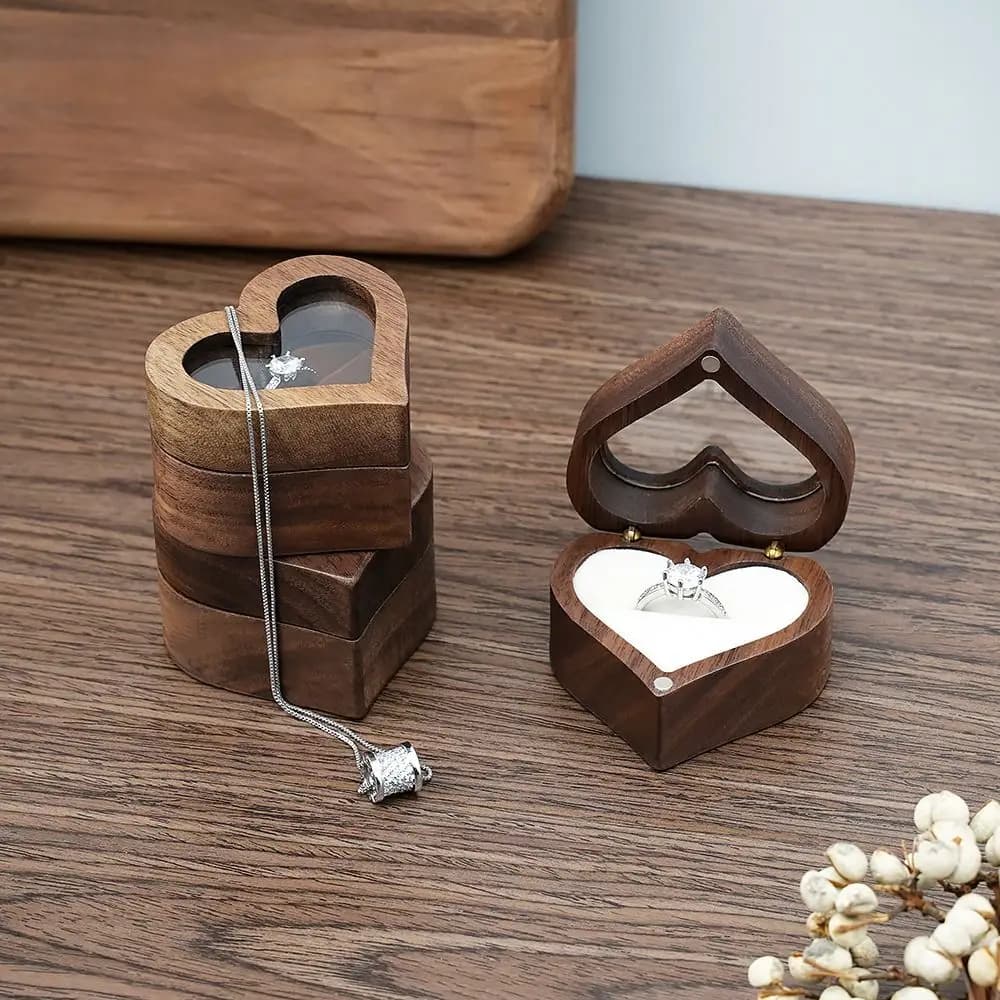 Scatola per anelli in legno a forma di cuore scatola per imballaggio di gioielli di alta qualità custodia per regali di fidanzamento scatola per esposizione di nozze con supporto per anello