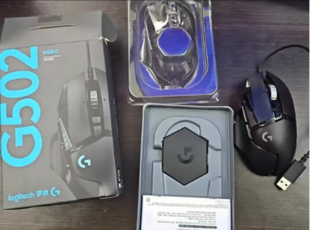 Logitech G502 HERO High Performance Wired Gaming Mouse HERO 25K Sensor 25,600 DPI RGB Adjustable Weights 11 Buttons PC/Mac Mouse